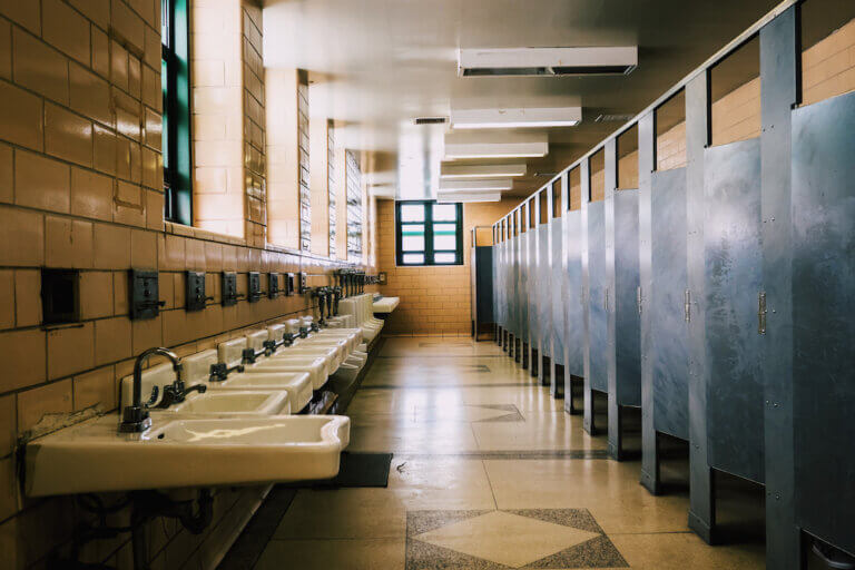 Best Vape Detectors for Schools in 2023 | Vape Detector